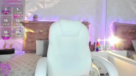 Snapshot of crystal_star16 chatting on September 18, 9:17 pm Chris online show from September 18, 9:17 pm