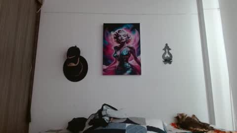 Crystal Blaze online show from March 28, 3:33 pm