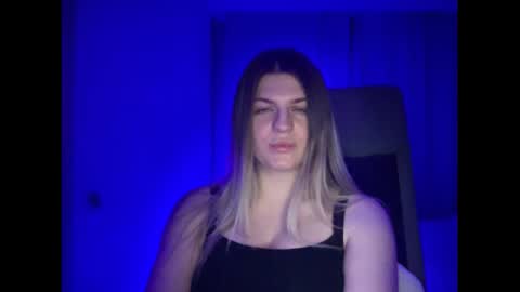 Snapshot of crystalblush01 chatting on March 28, 7:35 pm crystalblush01 online show from March 28, 7:35 pm