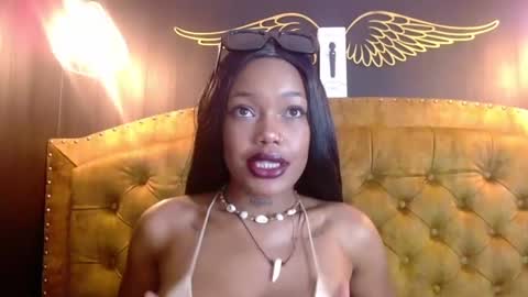 Crystal online show from March 8, 8:25 pm