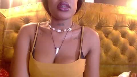 Crystal online show from March 10, 9:07 pm