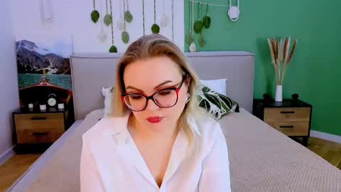 Crystal online show from February 1, 5:39 am