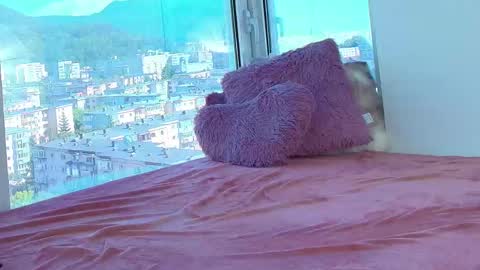 Snapshot of crystaldomme chatting on June 5, 6:52 am Tiffany online show from June 5, 6:52 am