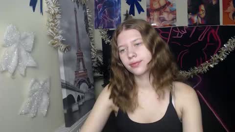 Stella online show from December 18, 6:47 pm