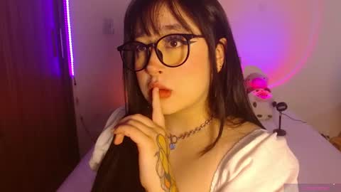 Olivia  online show from July 23, 1:31 pm