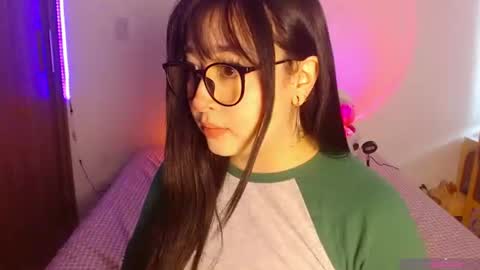 Olivia  online show from August 5, 1:47 pm