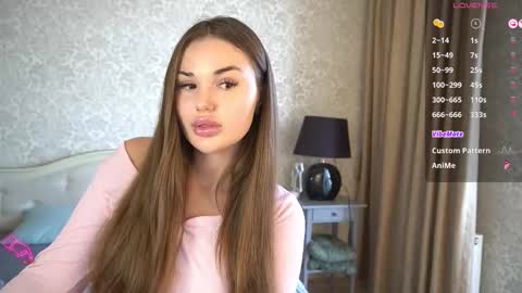 Snapshot of crystall_bliss chatting on September 9, 6:24 am Nika online show from September 9, 6:24 am