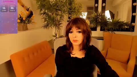 Snapshot of crystallbloom chatting on September 19, 1:29 am crystallbloom online show from September 19, 1:29 am