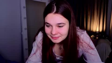 Snapshot of crystallcutie chatting on March 21, 9:40 pm Lora online show from March 21, 9:40 pm