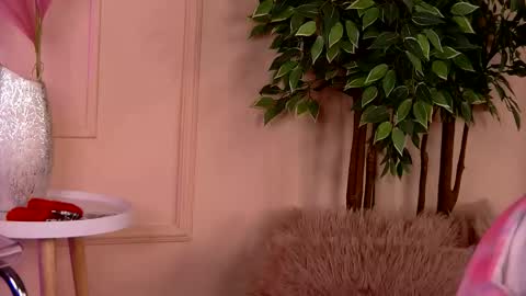 crystallred online show from March 22, 4:16 am