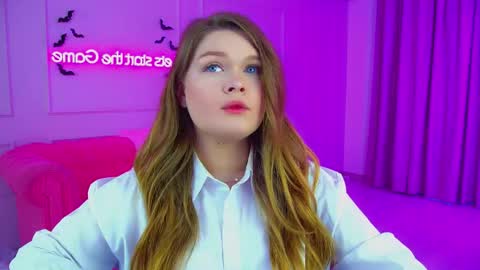 Snapshot of crystallyons chatting on October 24, 11:06 am Crystal online show from October 24, 11:06 am