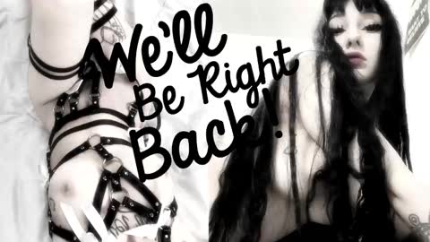 Sasha    Make me moan with patterns   good music here  online show from October 23, 4:56 am