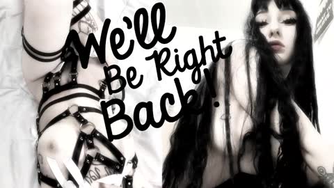 Snapshot of crystalsomnia chatting on March 9, 3:16 pm Sasha Make me moan with patterns good music here online show from March 9, 3:16 pm