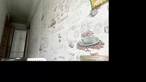 crystalstipp online show from July 19, 5:44 am