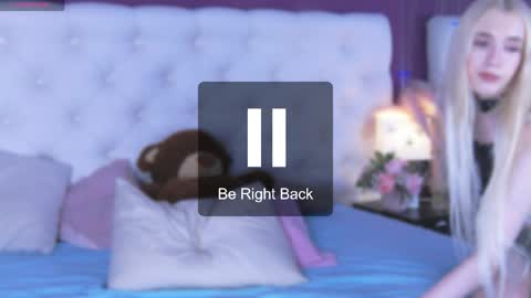 Snapshot of crystaltempt_ chatting on March 22, 2:42 pm crystaltempt_ online show from March 22, 2:42 pm