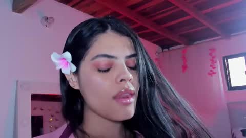 Cristal  online show from October 15, 12:05 pm