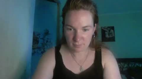 Snapshot of crystalvelvet chatting on June 17, 3:24 pm crystalvelvet online show from June 17, 3:24 pm