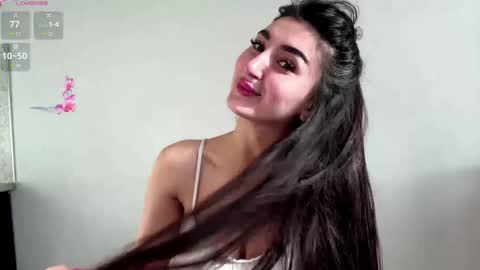 Snapshot of crystlepipkins chatting on May 29, 3:43 pm Diana online show from May 29, 3:43 pm