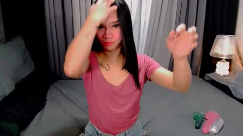 bea takashi  online show from October 29, 9:44 am