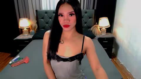 bea takashi  online show from July 4, 9:48 am