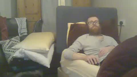 chris online show from February 11, 11:54 pm