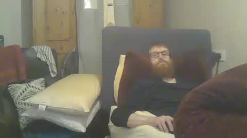 chris online show from April 17, 11:52 pm