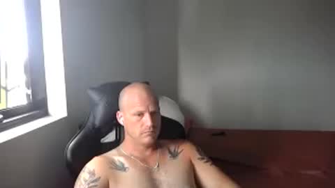 Snapshot of ct250787 chatting on April 4, 10:18 pm ct250787 online show from April 4, 10:18 pm