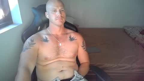 Snapshot of ct250787 chatting on April 11, 3:44 am ct250787 online show from April 11, 3:44 am