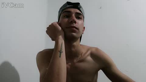 Snapshot of ctebah22 chatting on March 27, 2:39 am Ctebah online show from March 27, 2:39 am