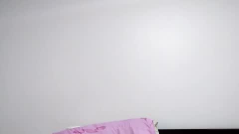 Snapshot of cucaio18 chatting on April 22, 1:08 am BIG UNCUT HARD COCK online show from April 22, 1:08 am