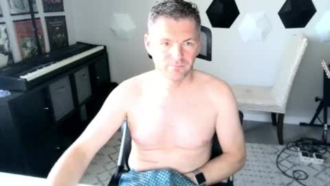 cuck_yuu online show from September 13, 9:36 pm