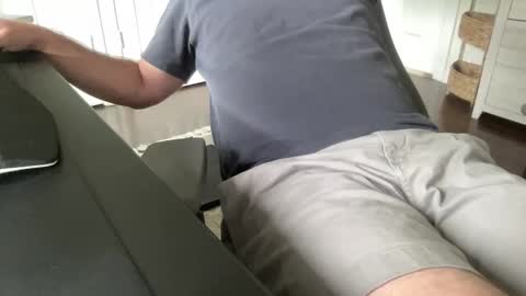 cuckgriff23 online show from June 8, 5:13 pm