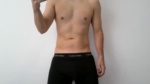 cuckold_2006 online show from October 25, 8:11 am