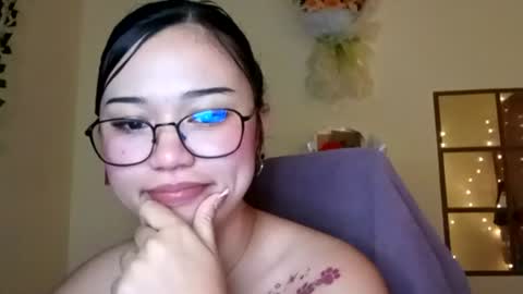 Snapshot of cuddle_queen69 chatting on July 25, 4:59 pm cuddle_queen69 online show from July 25, 4:59 pm