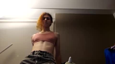 cuddleavenue online show from September 17, 12:23 am