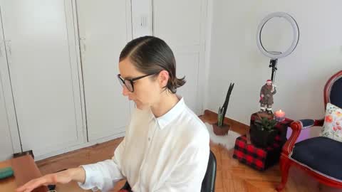 Leonela online show from November 30, 2:43 pm