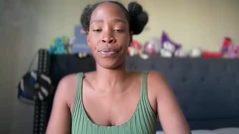 cum2charmxx online show from April 30, 12:39 am