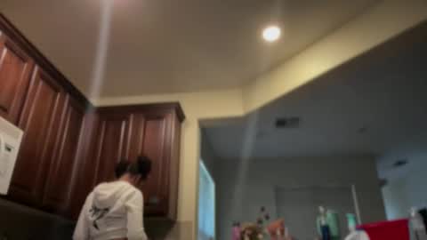 cum2charmxx online show from May 1, 6:34 pm