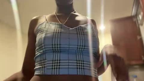 cum2charmxx online show from May 13, 1:30 pm