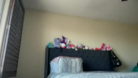 cum2charmxx online show from July 16, 5:19 pm
