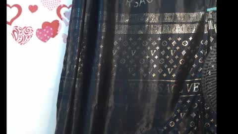 Snapshot of cum_274605 chatting on January 15, 12:26 am Ann online show from January 15, 12:26 am