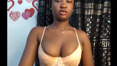 Snapshot of cum_667519 chatting on November 29, 10:35 pm Ann online show from November 29, 10:35 pm