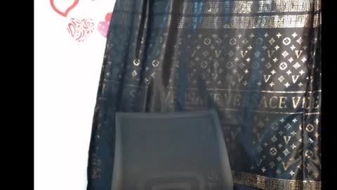 Snapshot of cum_667519 chatting on April 17, 1:52 am Ann online show from April 17, 1:52 am