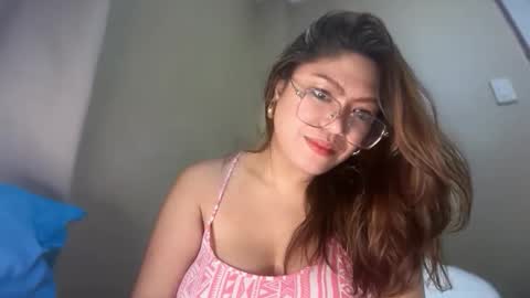 im KIM new girl to spoil online show from May 3, 7:53 pm