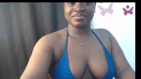 Snapshot of cum_coco_sweet chatting on November 23, 11:15 pm Coco sweet online show from November 23, 11:15 pm