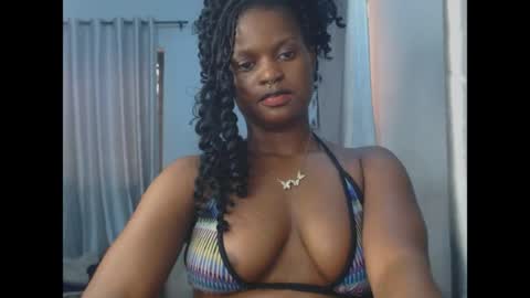 Snapshot of cum_ebony_petitxx chatting on May 11, 2:45 pm cath online show from May 11, 2:45 pm