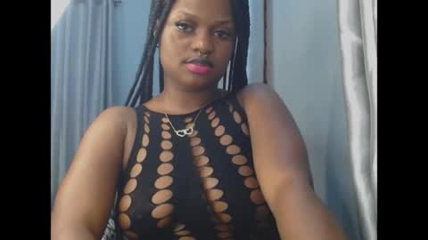 Snapshot of cum_ebony_petitxx chatting on June 6, 6:40 am cath online show from June 6, 6:40 am