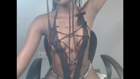 sophie online show from September 18, 7:43 am