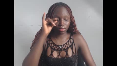 sophie online show from November 27, 8:05 am