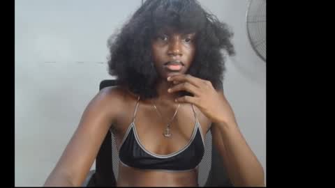 sophie online show from March 12, 7:03 am